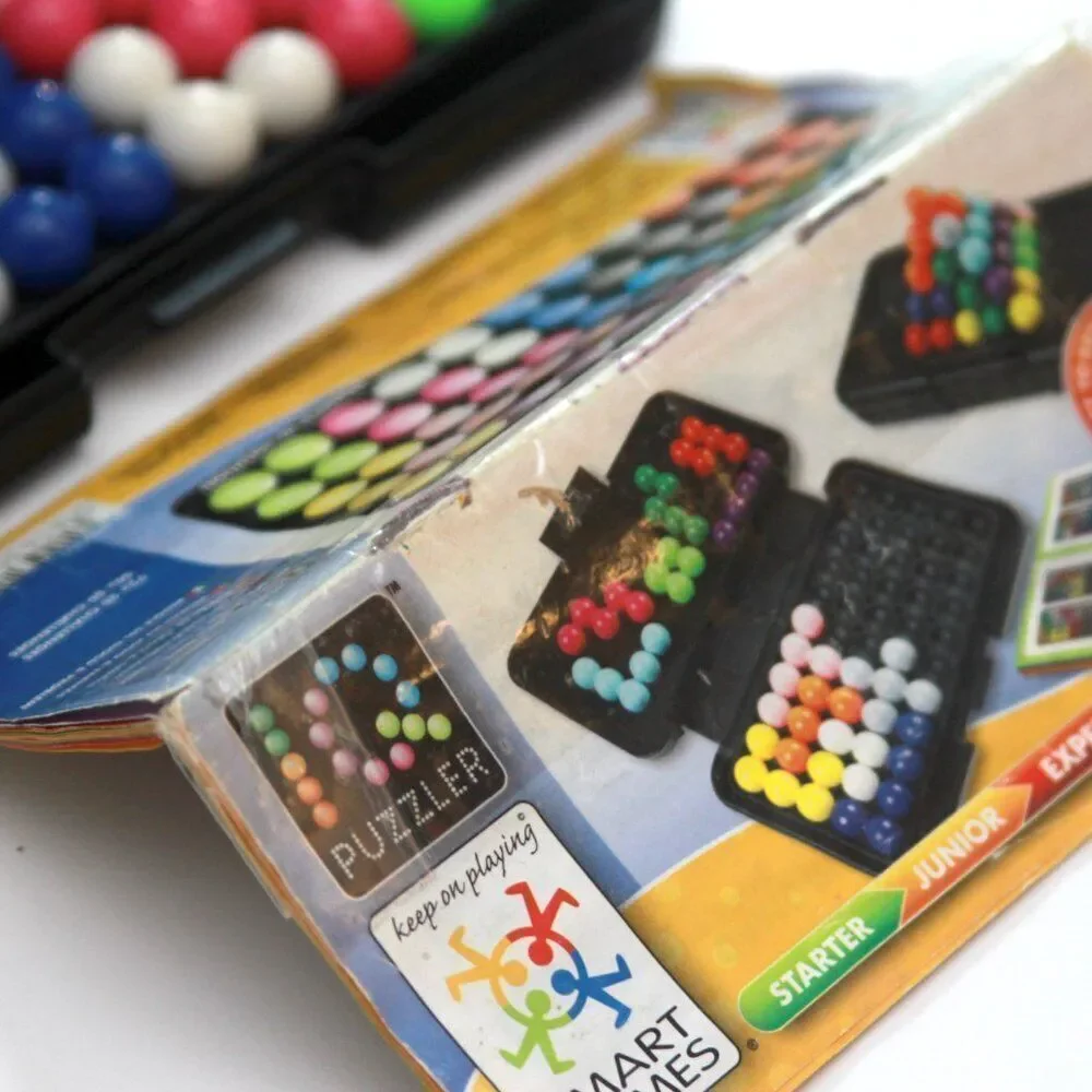 SmartGames IQ Twins Travel Game‎ with 120 Challenges for Ages 7 - Adult